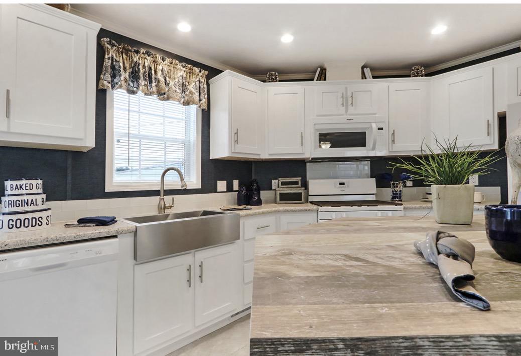 2550 OLD TRAIL ROAD 35