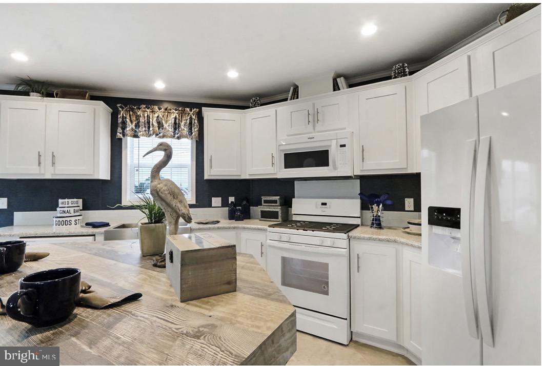 2550 OLD TRAIL ROAD 35