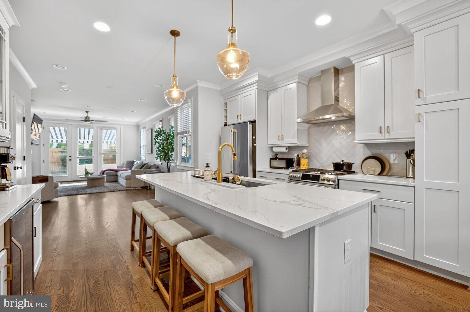 ALEXANDRIA - Residential