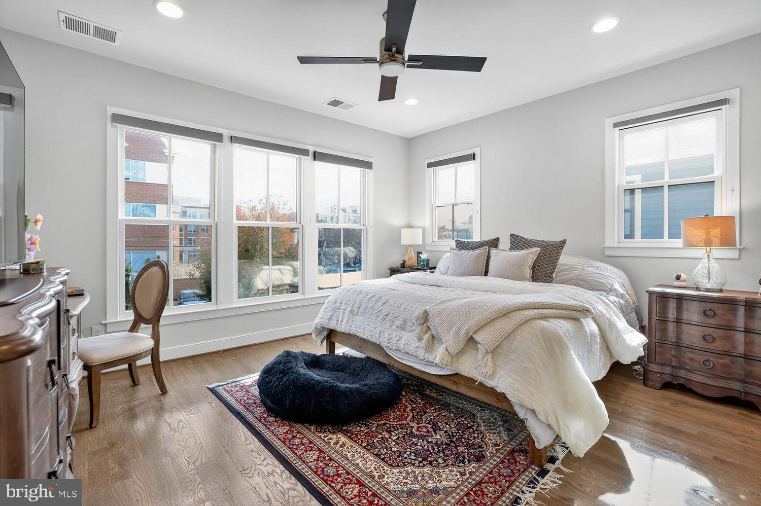 ALEXANDRIA - Residential