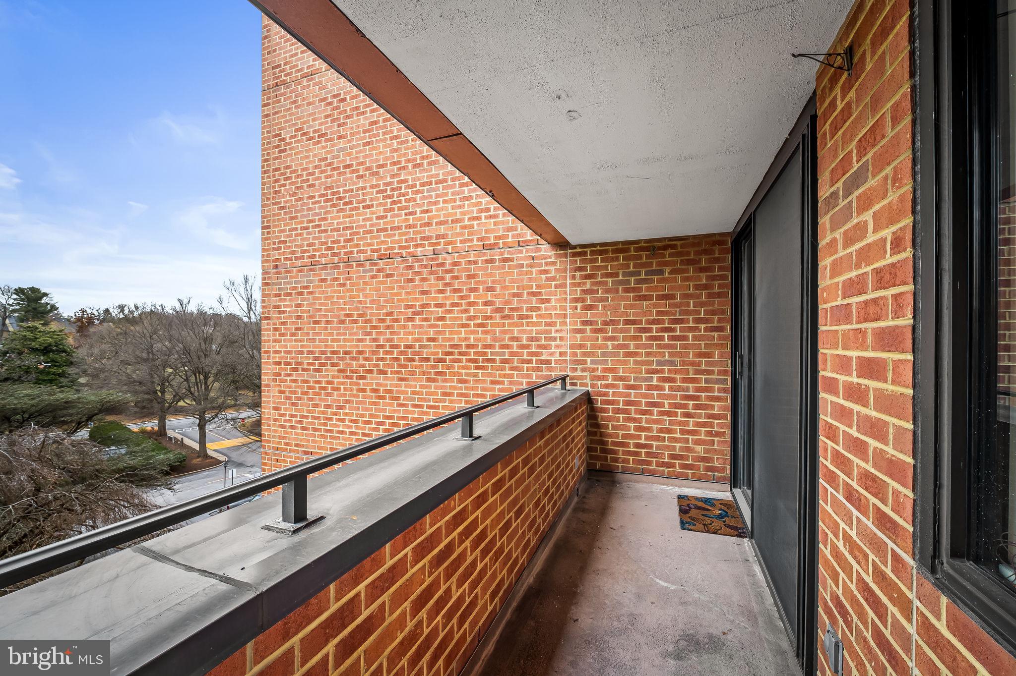 CROSS KEYS - Residential