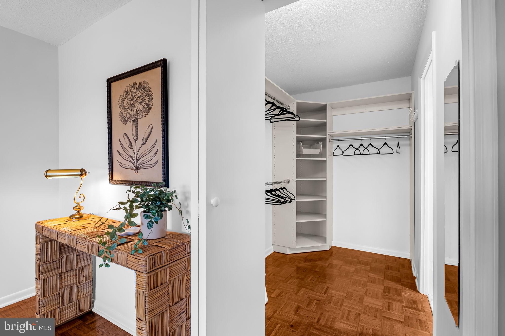 CROSS KEYS - Residential