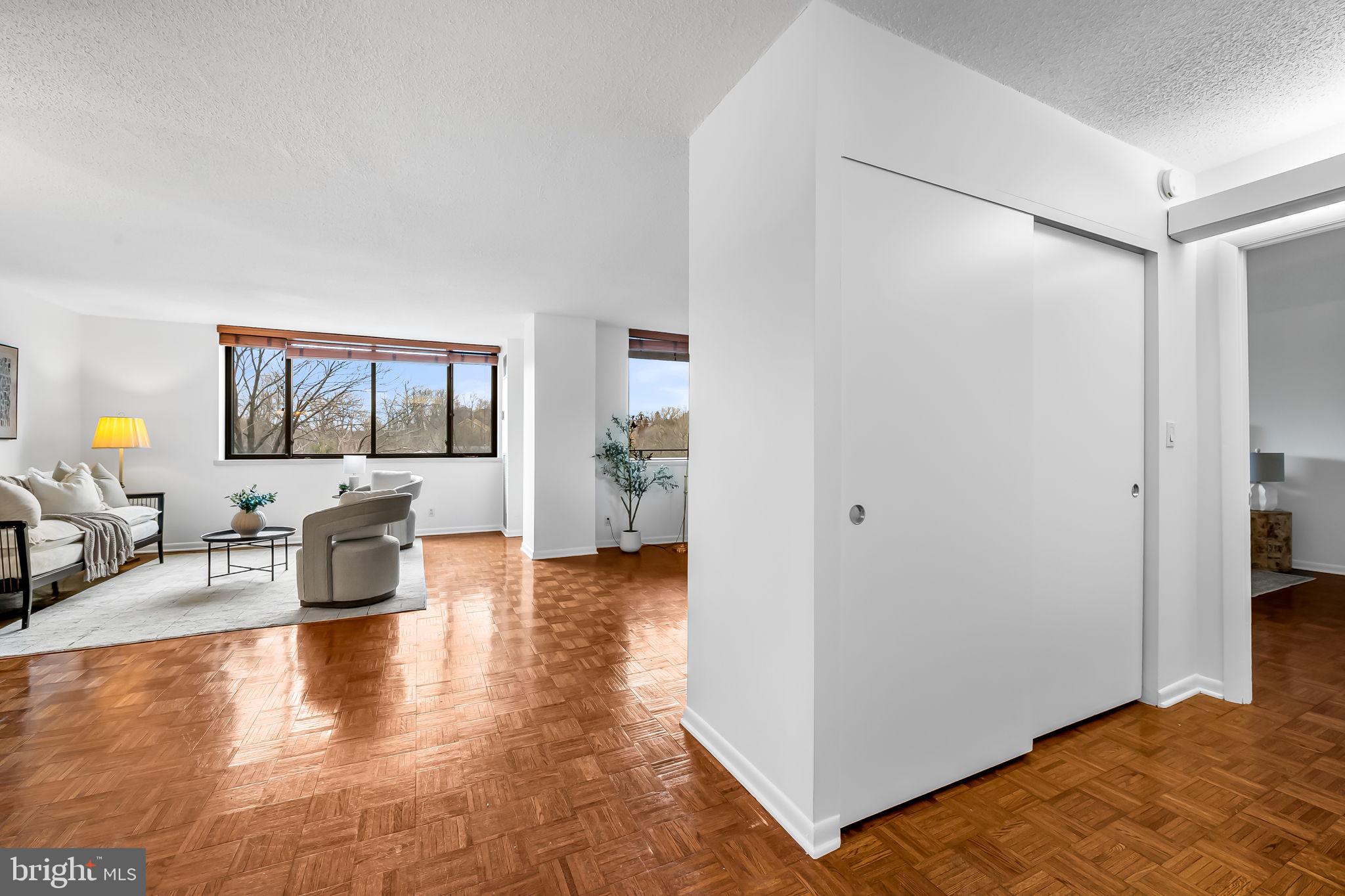 CROSS KEYS - Residential