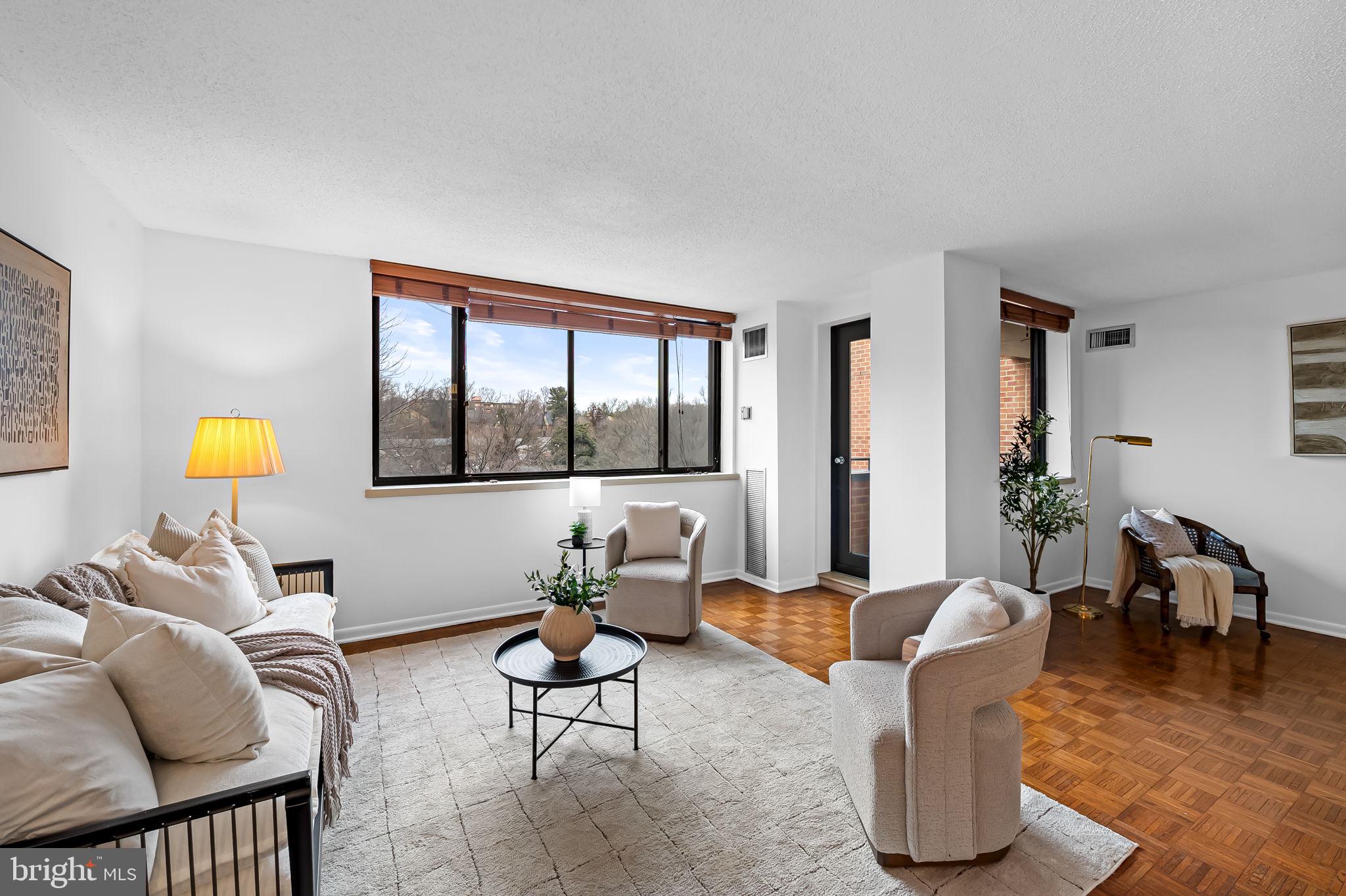 CROSS KEYS - Residential