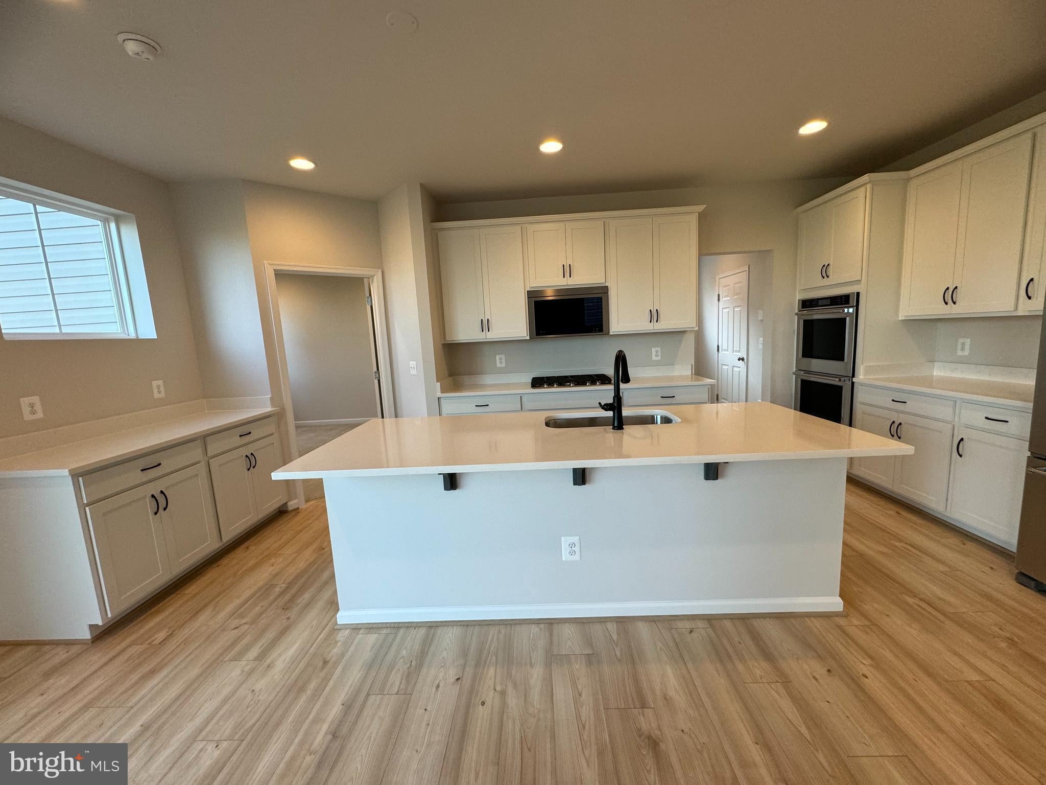 2484 SCOTCH BONNET DRIVE