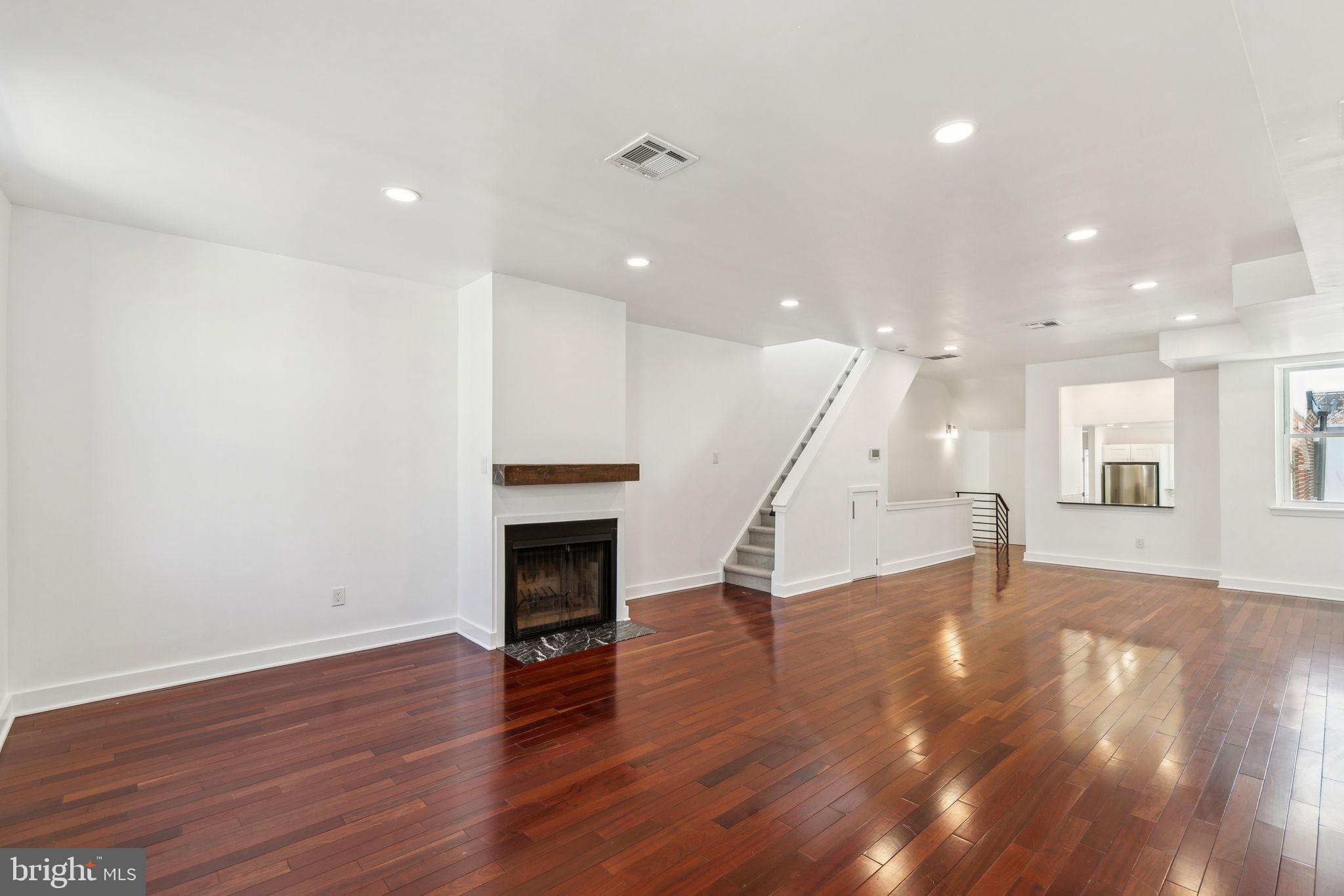 RITTENHOUSE SQUARE - Residential Lease