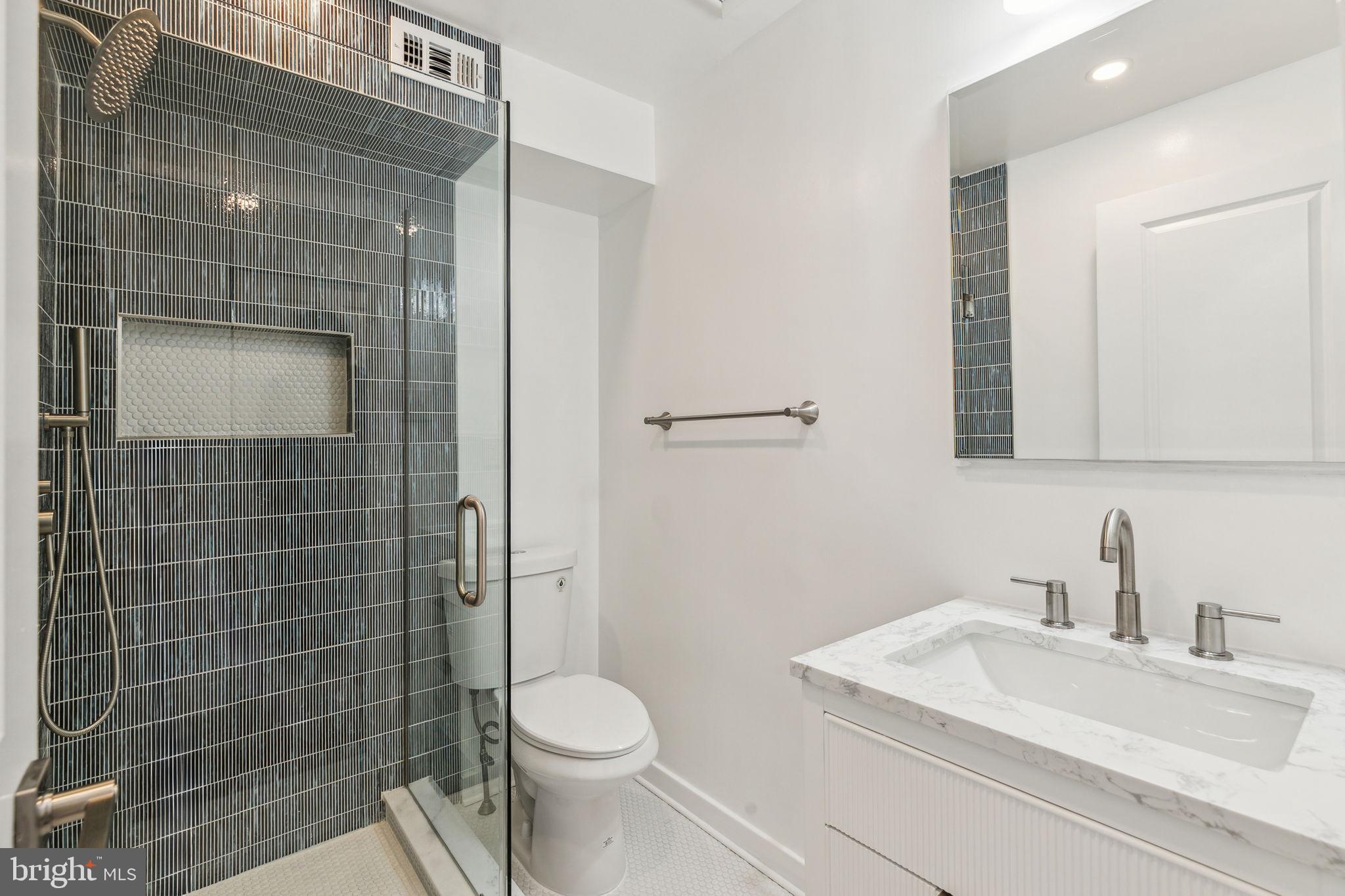 RITTENHOUSE SQUARE - Residential Lease