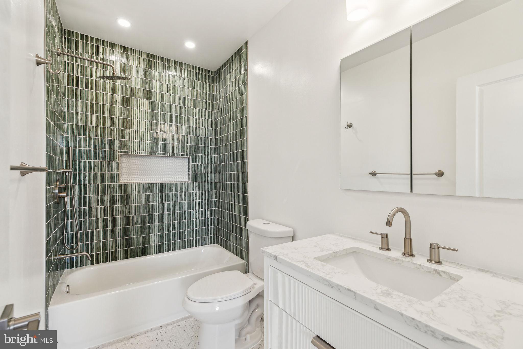 RITTENHOUSE SQUARE - Residential Lease