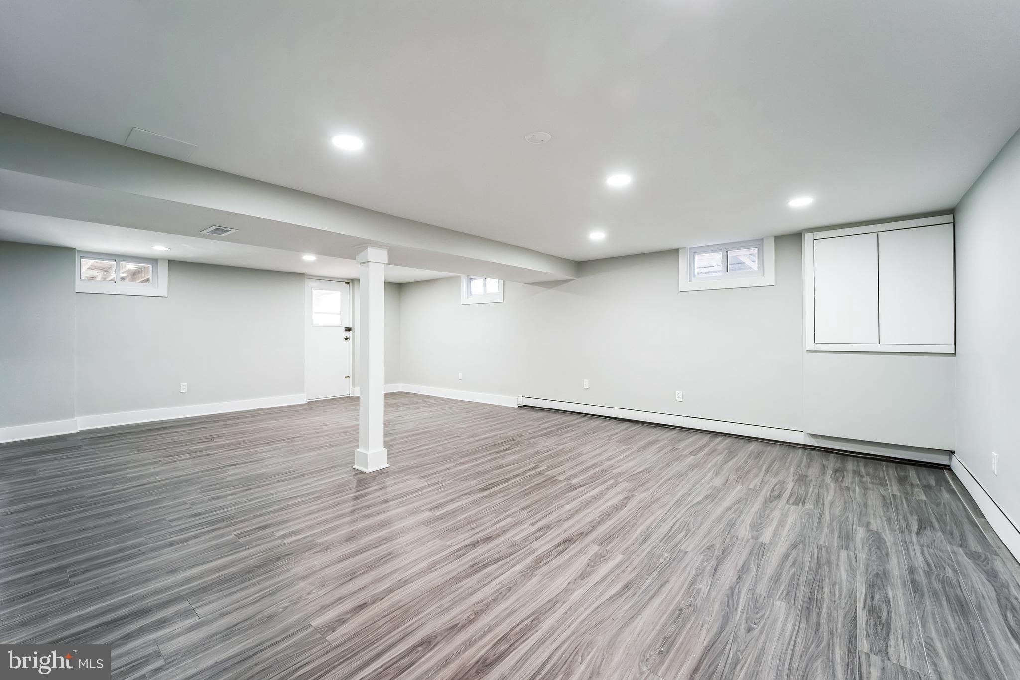 VILLAGE OF OWEN BROWN - Residential