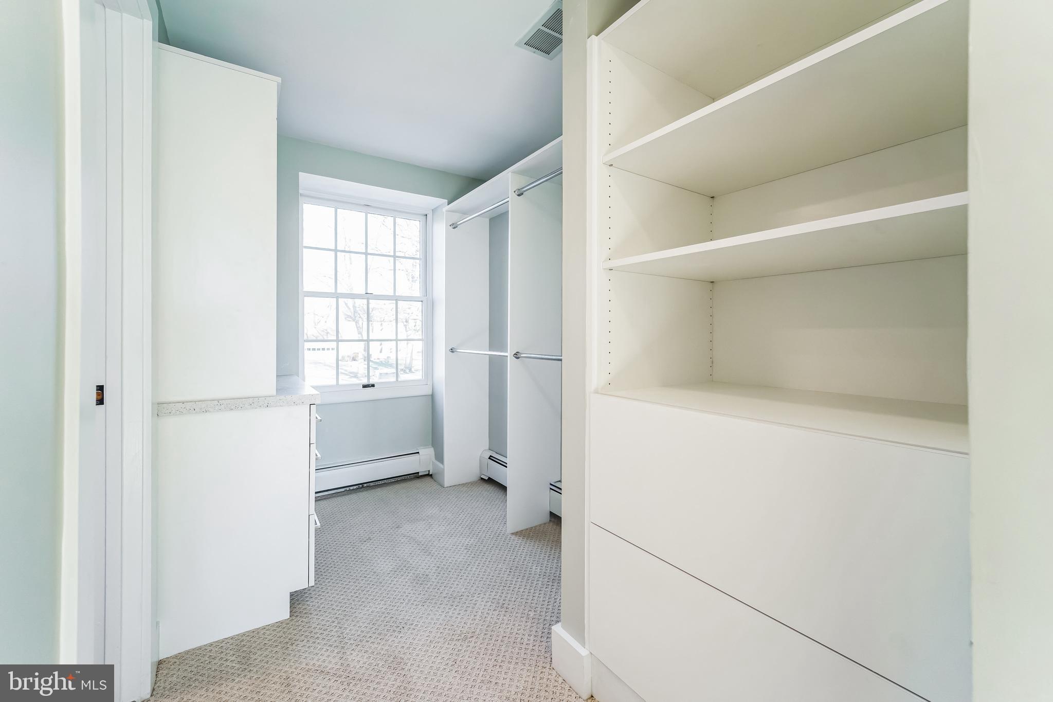 VILLAGE OF OWEN BROWN - Residential