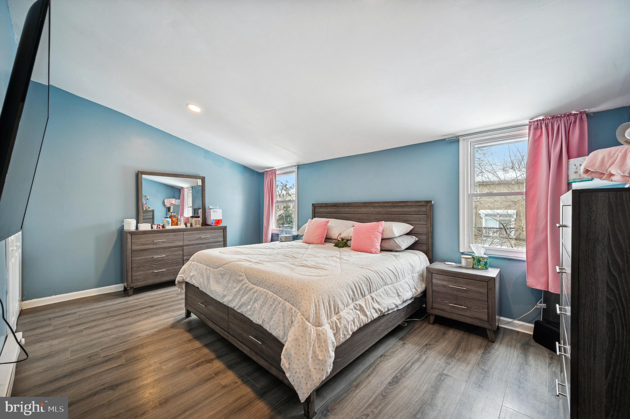 MILL CREEK - Residential