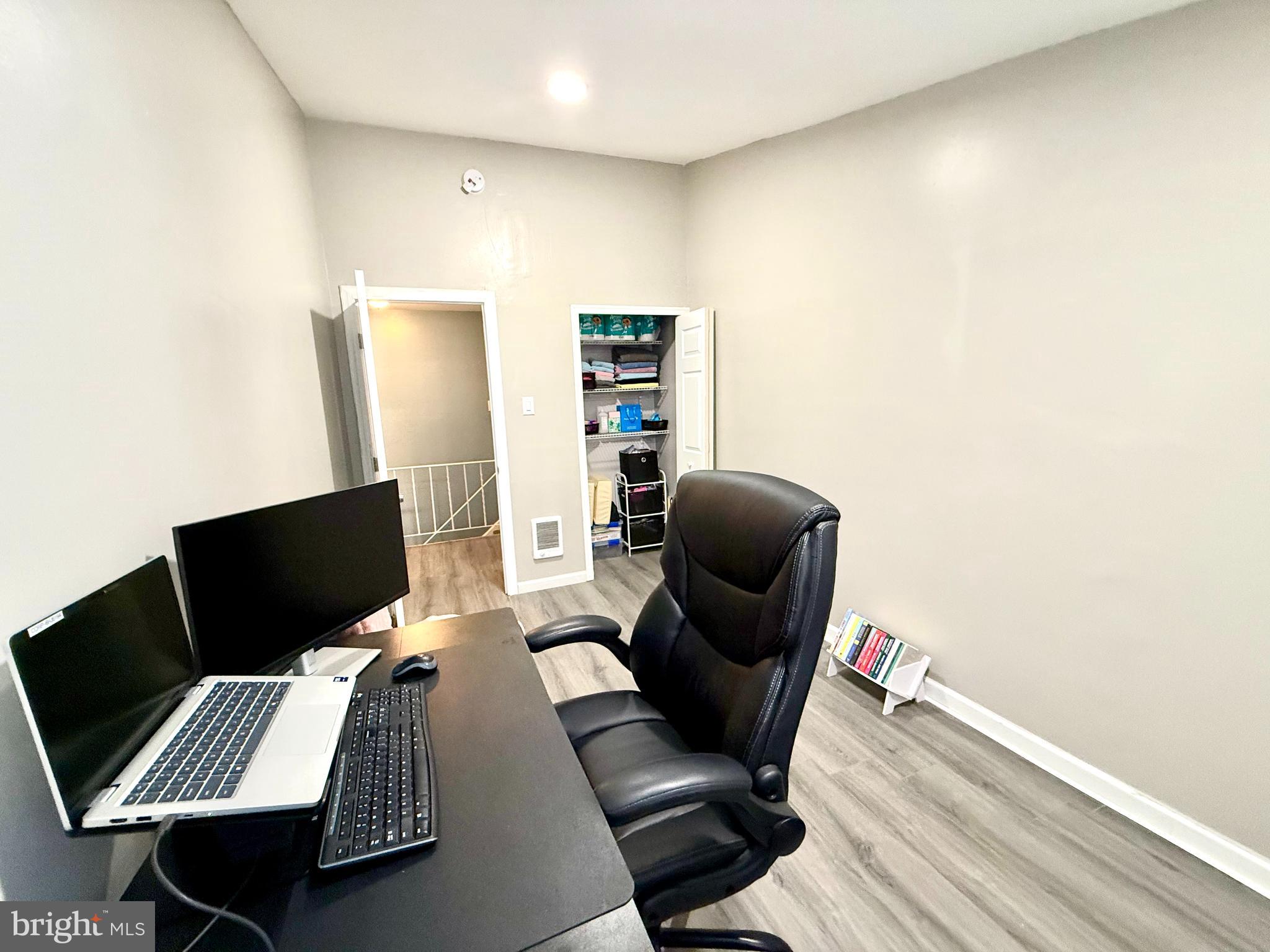 MILL CREEK - Residential