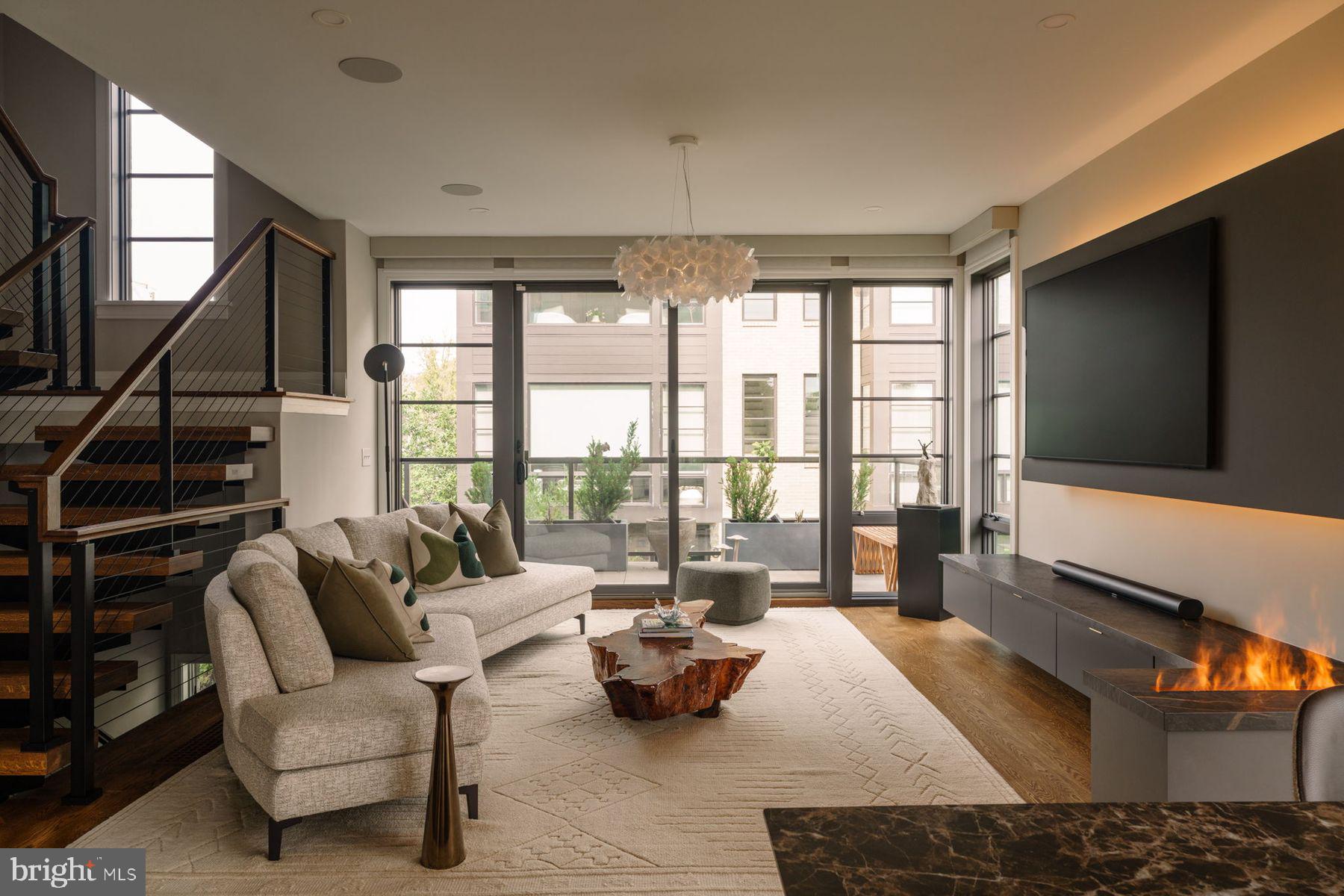 30 W HIGHLAND AVENUE 5