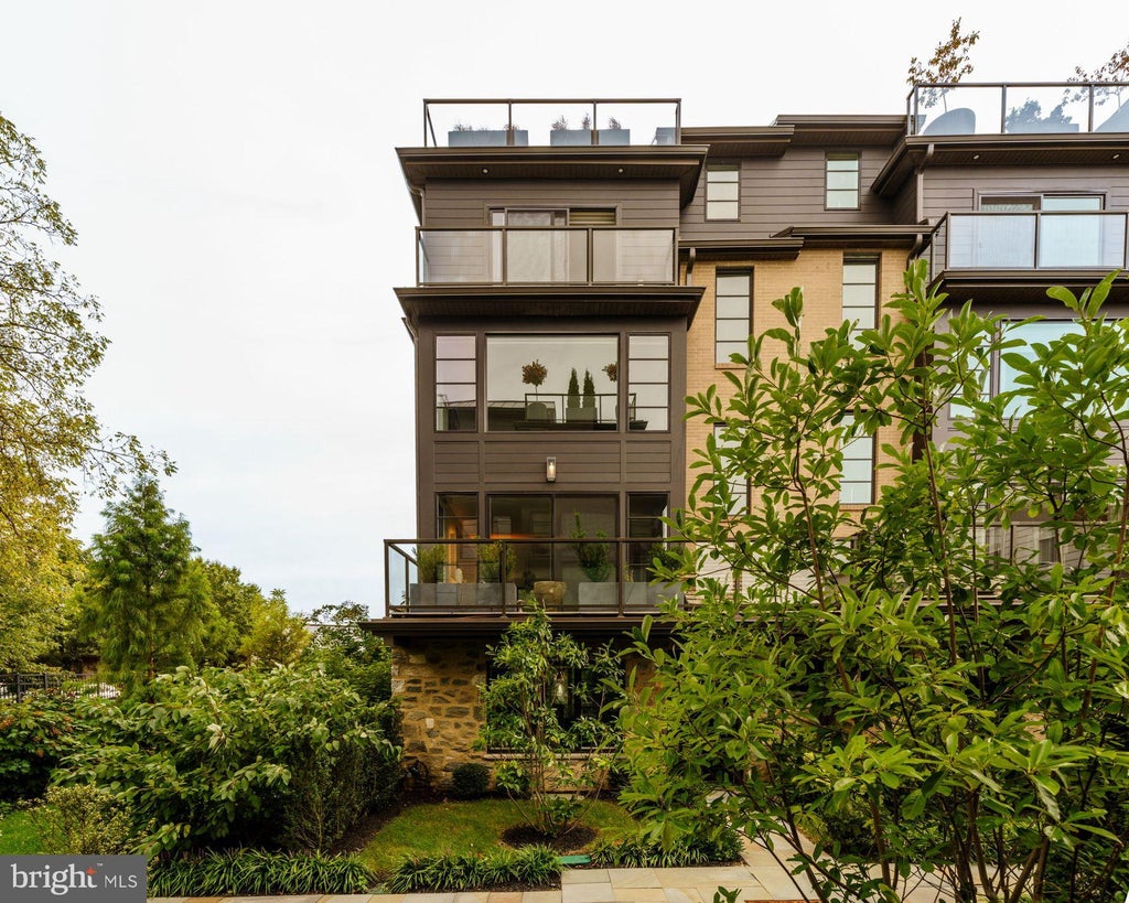 Photo of 30 W Highland Avenue #5, PHILADELPHIA, PA 19118 (MLS # PAPH2677832)
