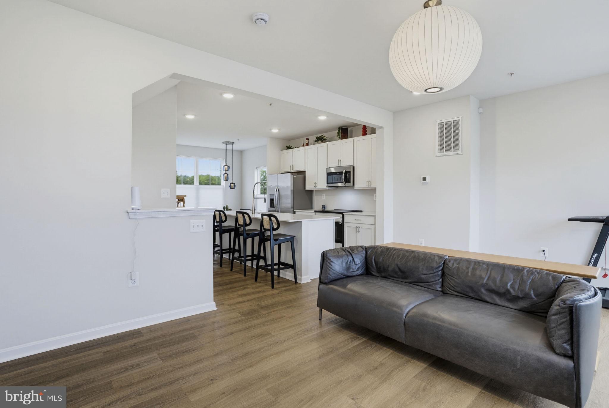 22501 E MAXINE WAY