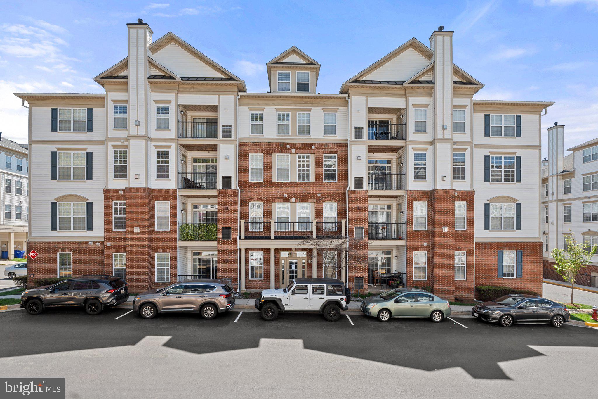 COURTS AT WESCOTT RIDGE - Residential