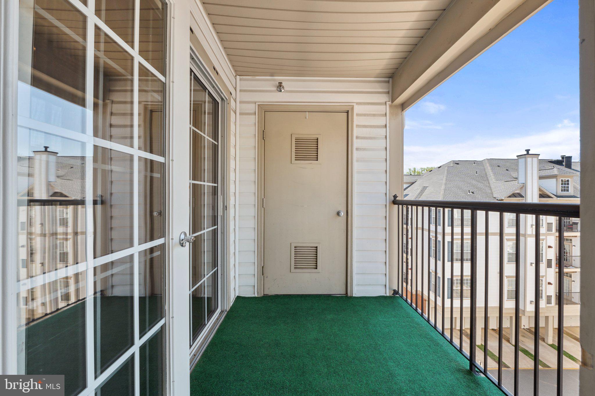 COURTS AT WESCOTT RIDGE - Residential