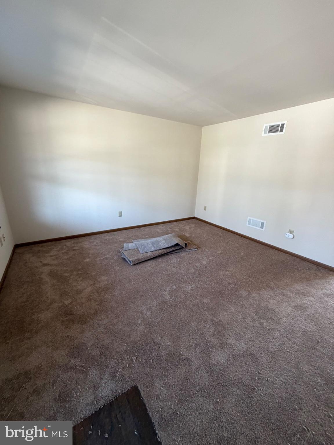 NORTH MIDDLETON TWP - Residential