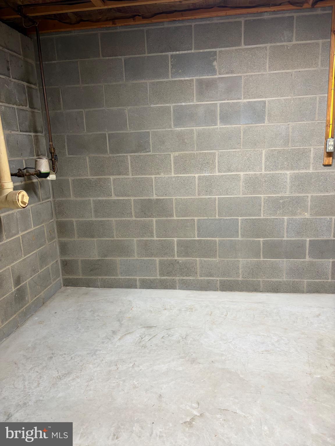 NORTH MIDDLETON TWP - Residential