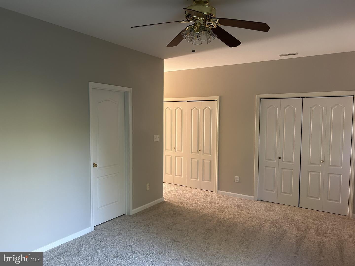 212 CAMERTON LANE