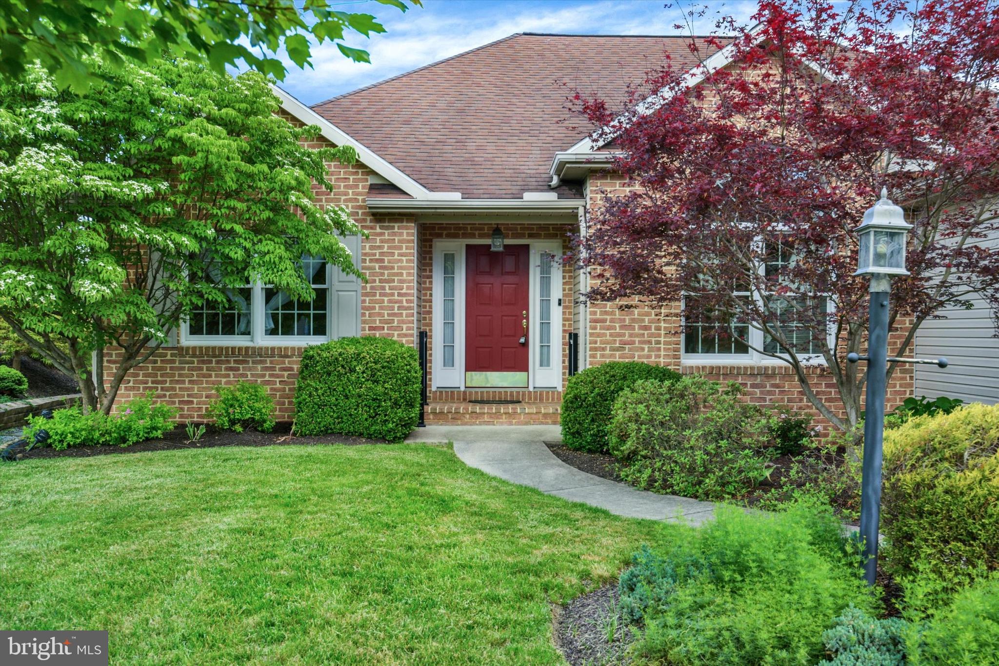 920 WOODLEY DRIVE