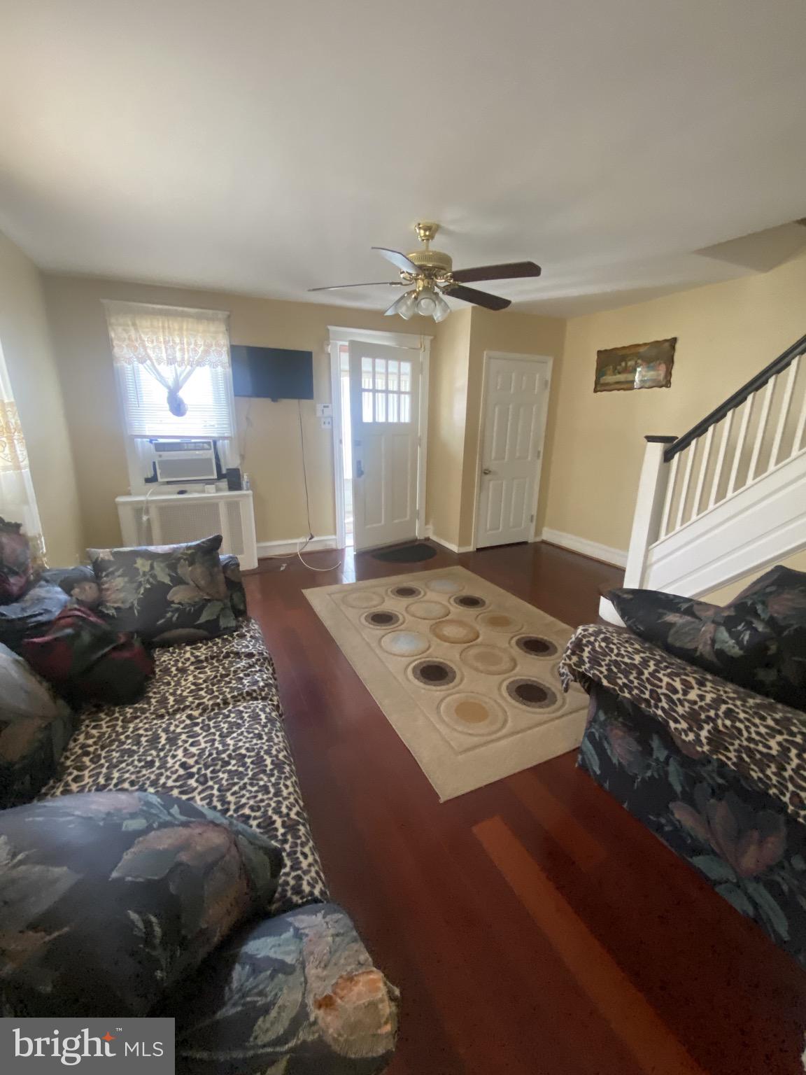 YEADON - Residential