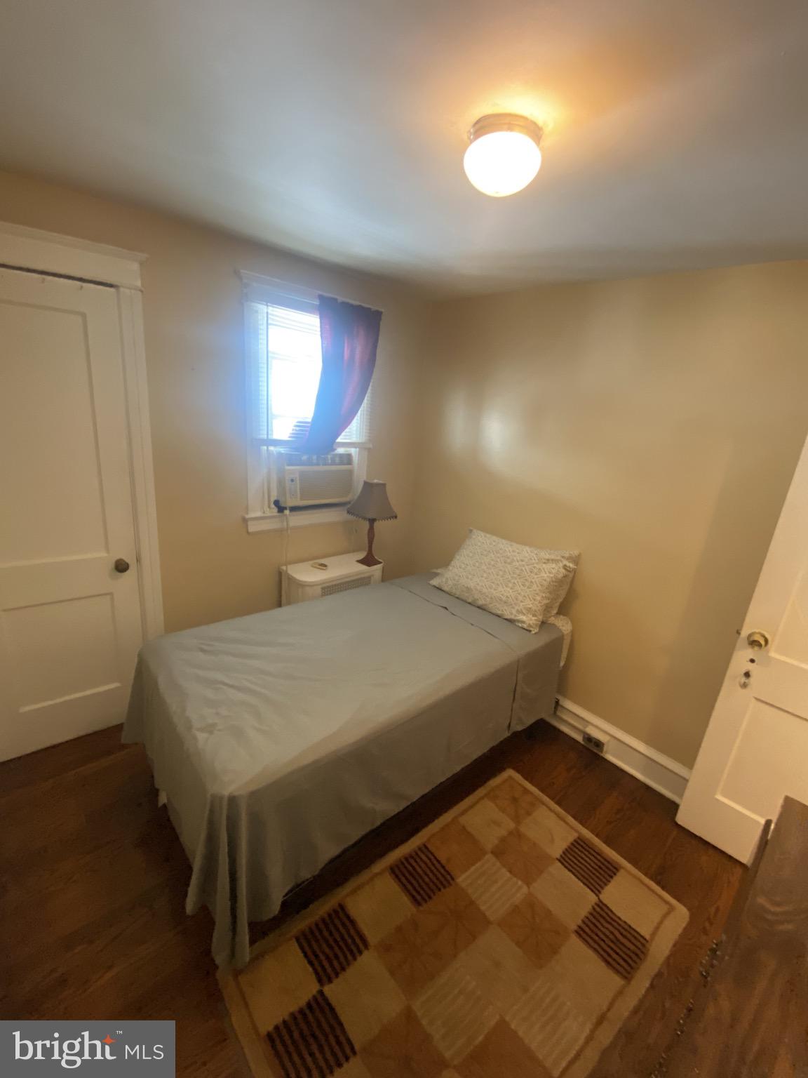 YEADON - Residential