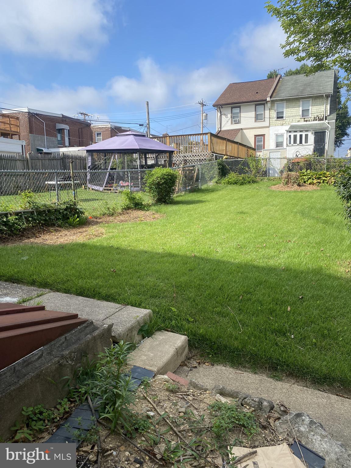 YEADON - Residential