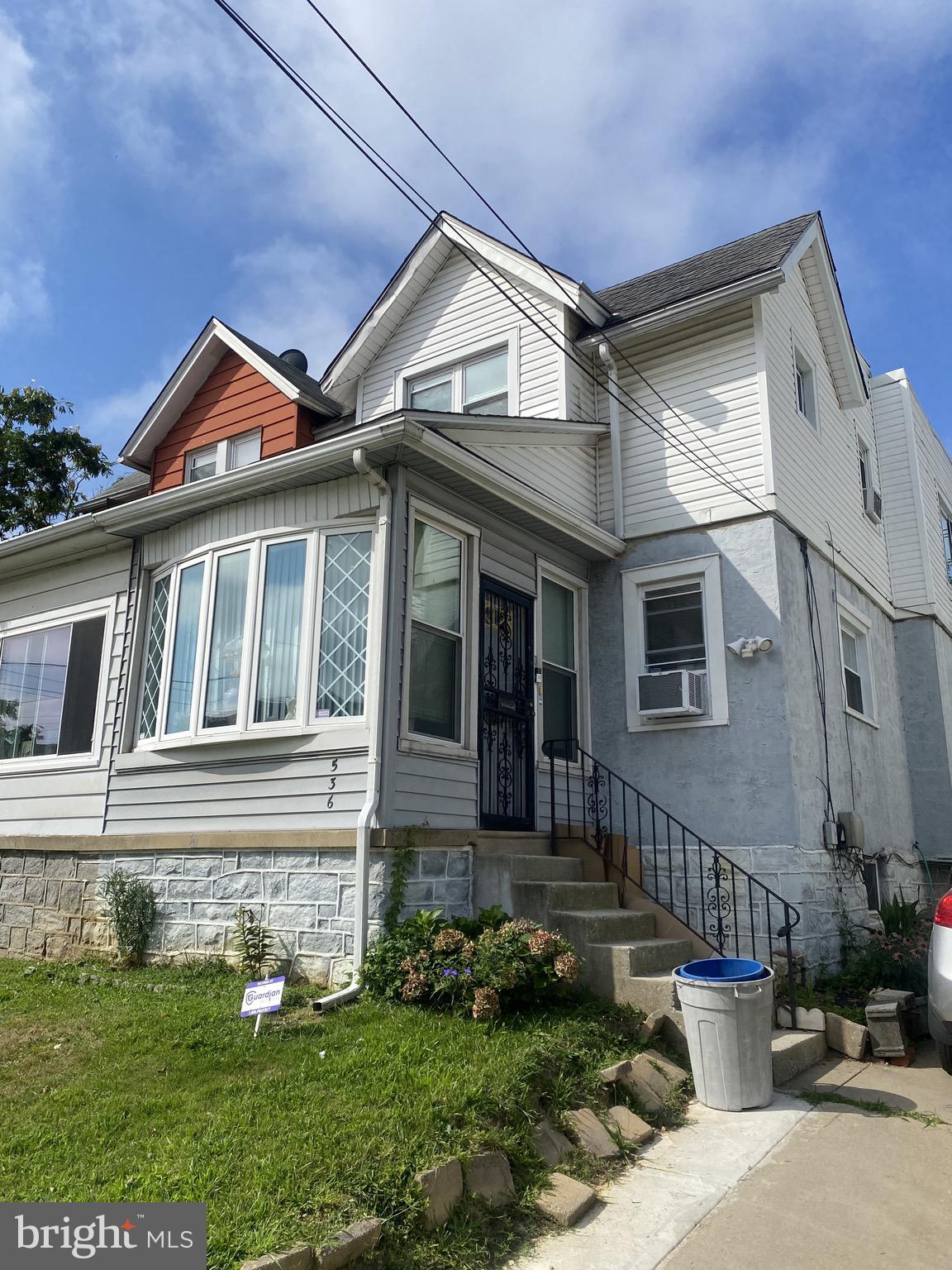 YEADON - Residential