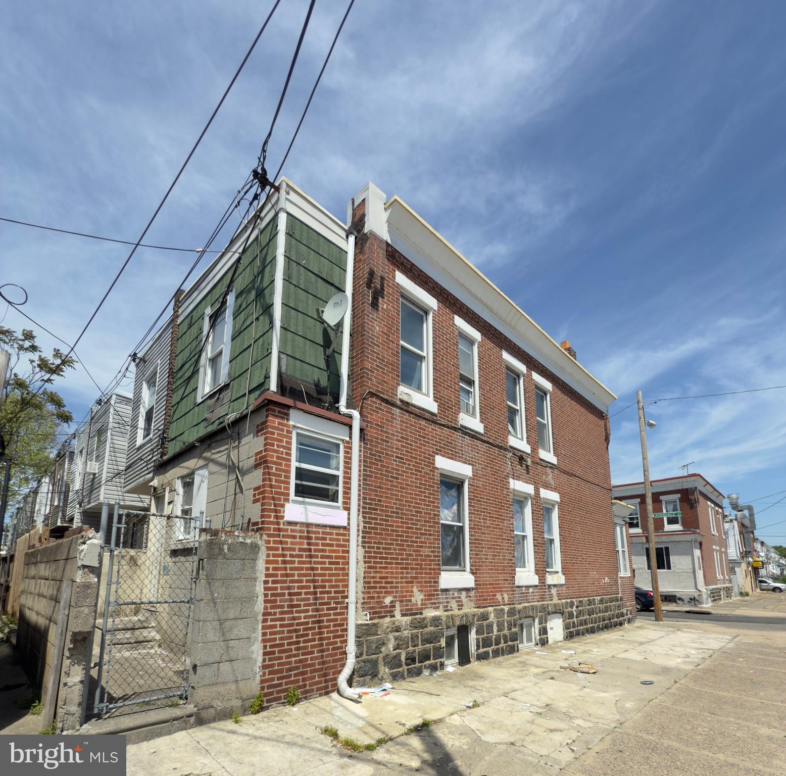 ELMWOOD PARK - Residential