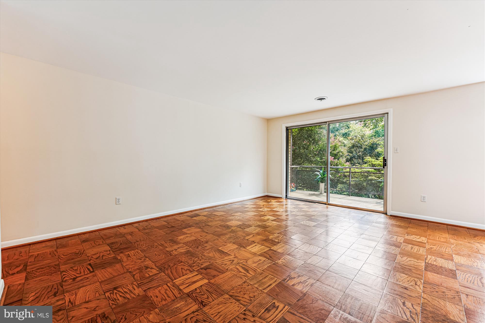 10436 ROCKVILLE PIKE 202