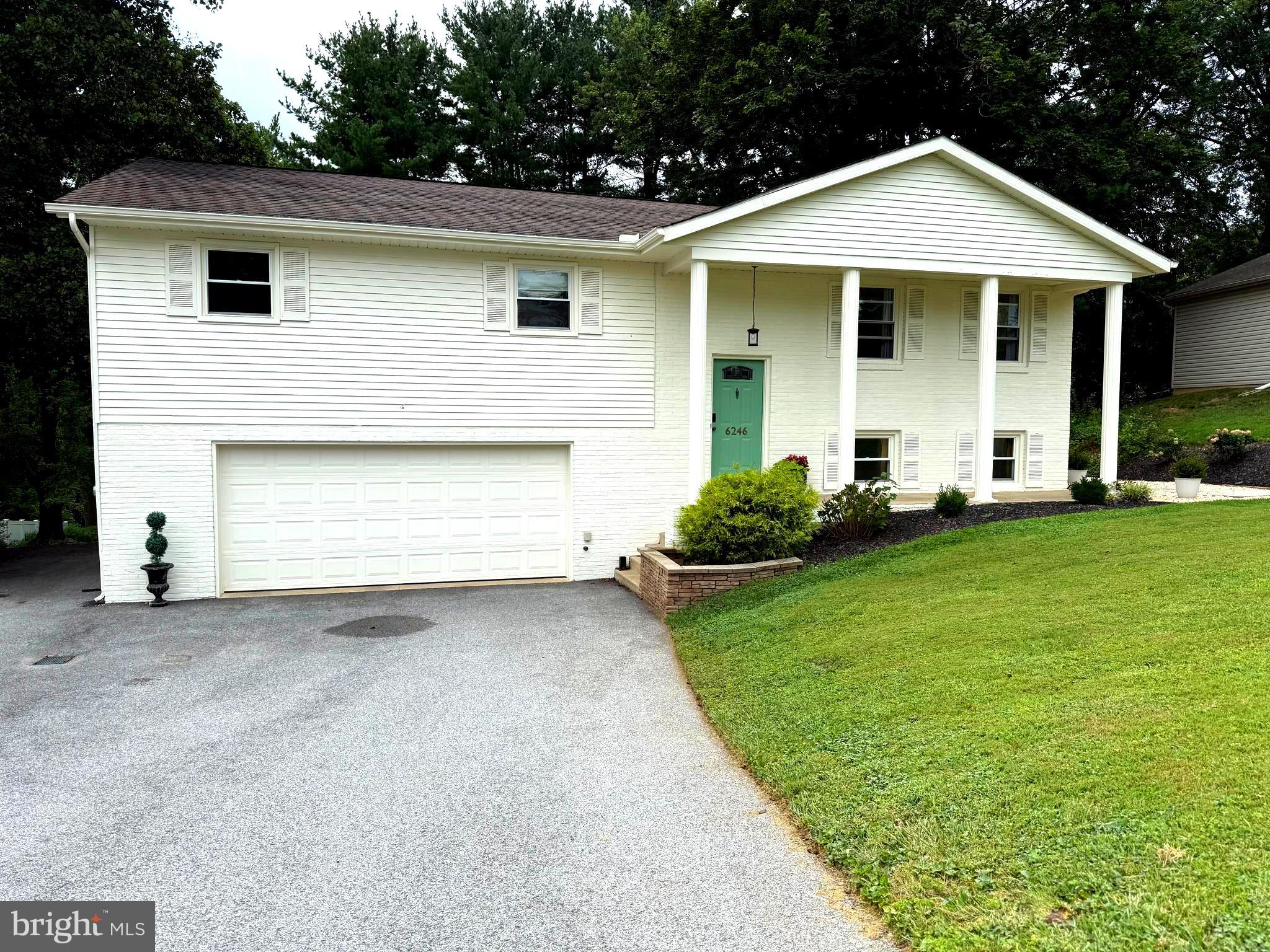 6246 LEADER DRIVE