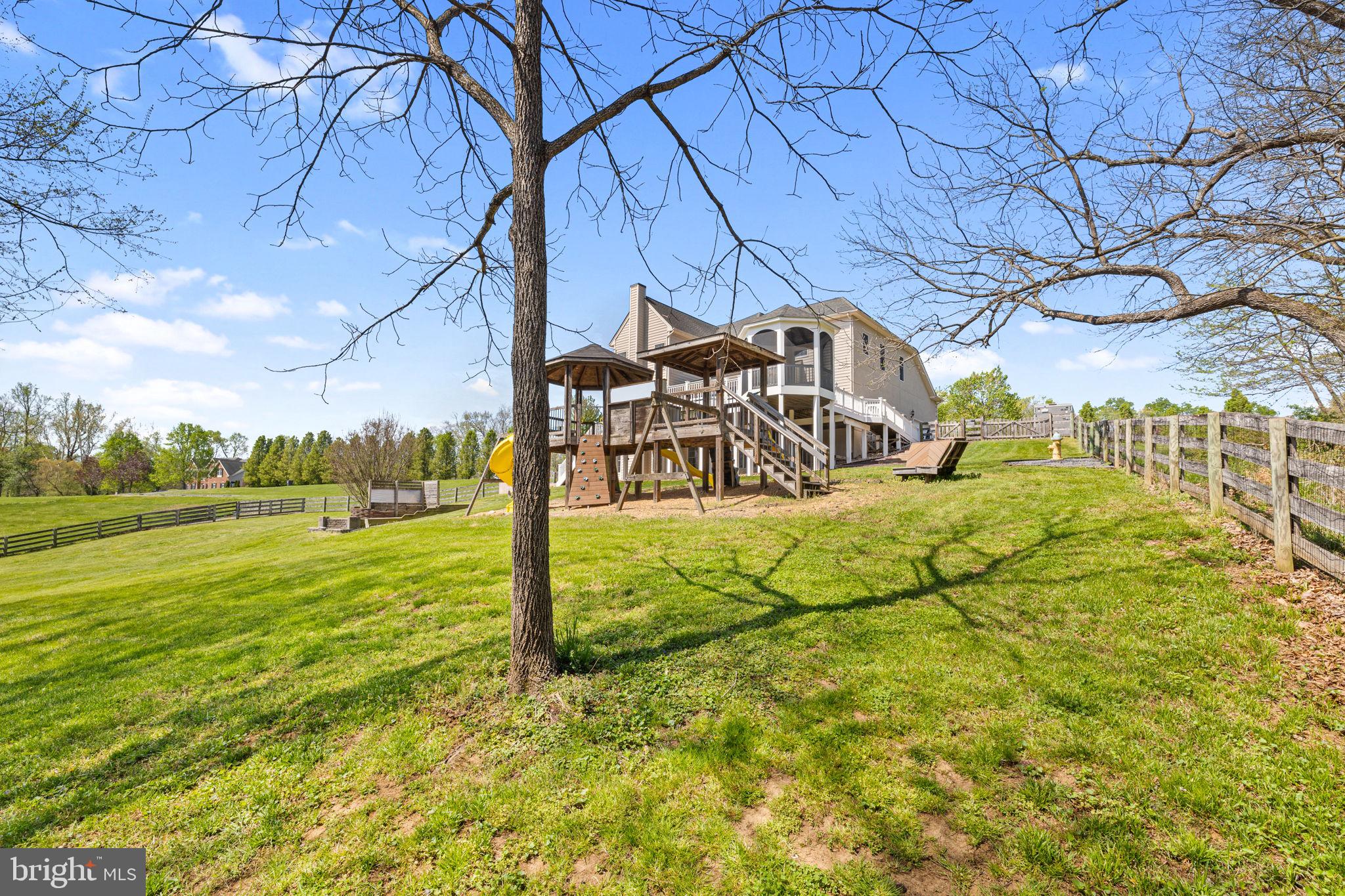 FAWN MEADOW - Residential