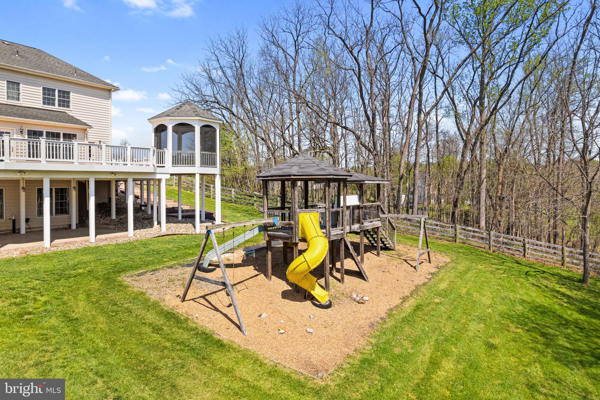 FAWN MEADOW - Residential