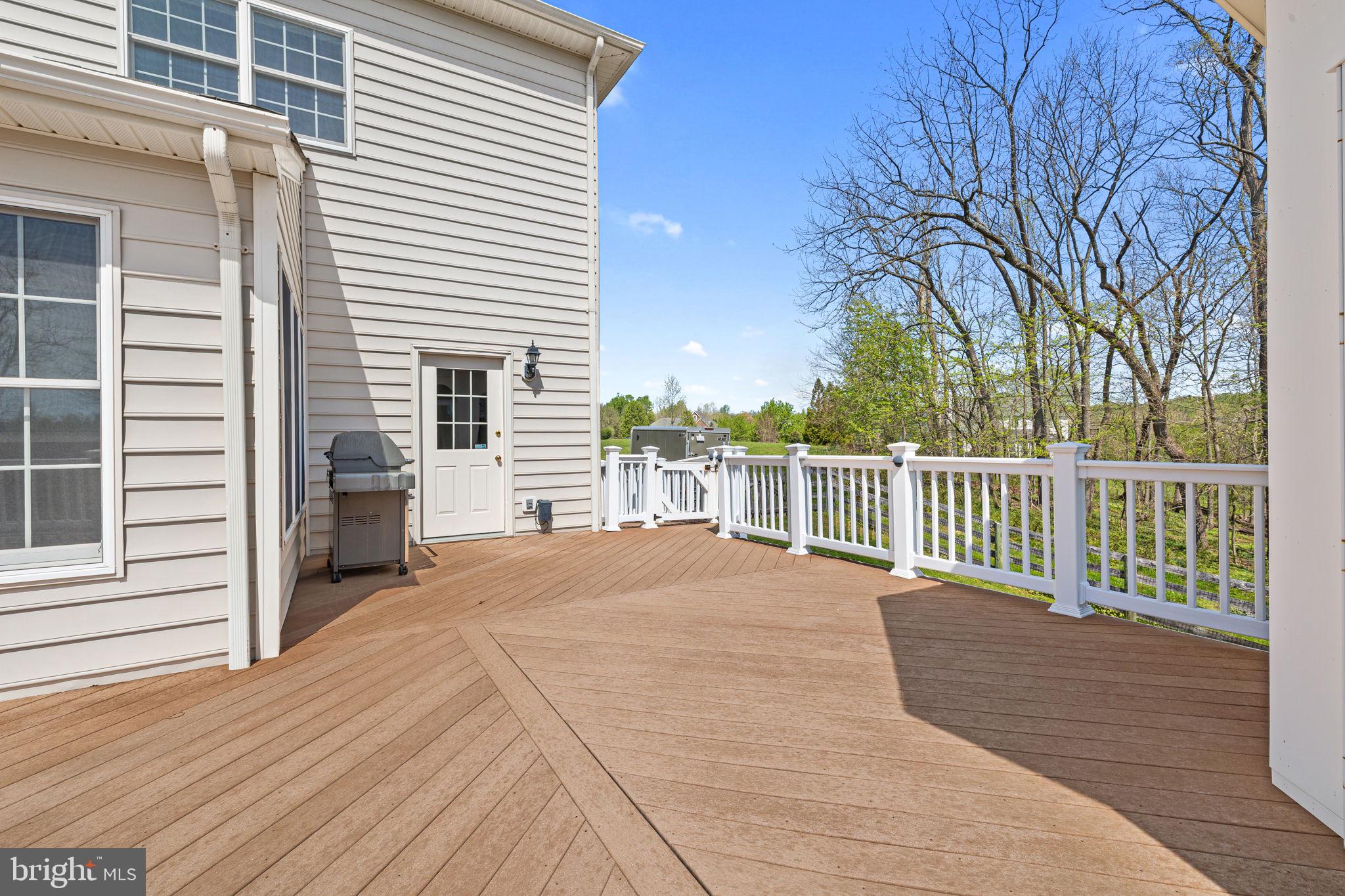 FAWN MEADOW - Residential