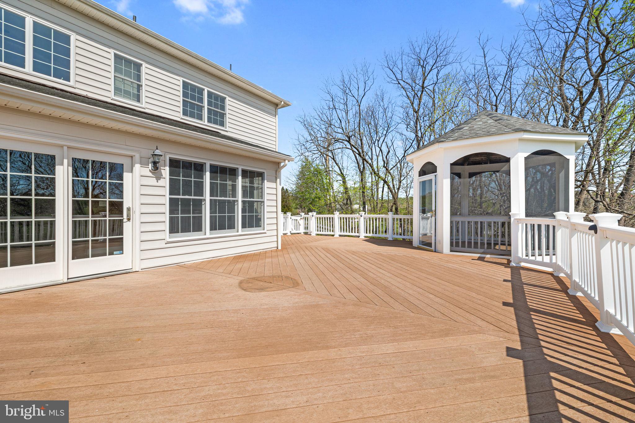 FAWN MEADOW - Residential