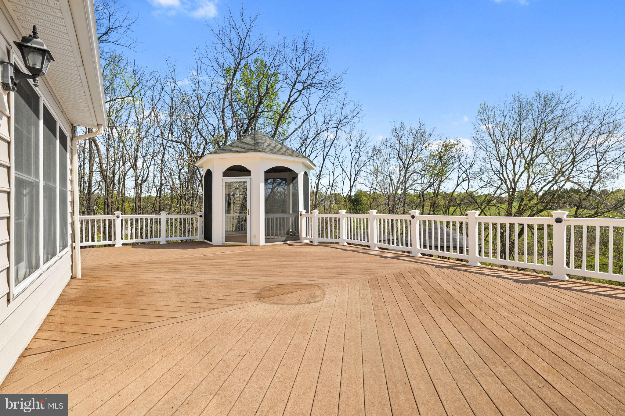 FAWN MEADOW - Residential