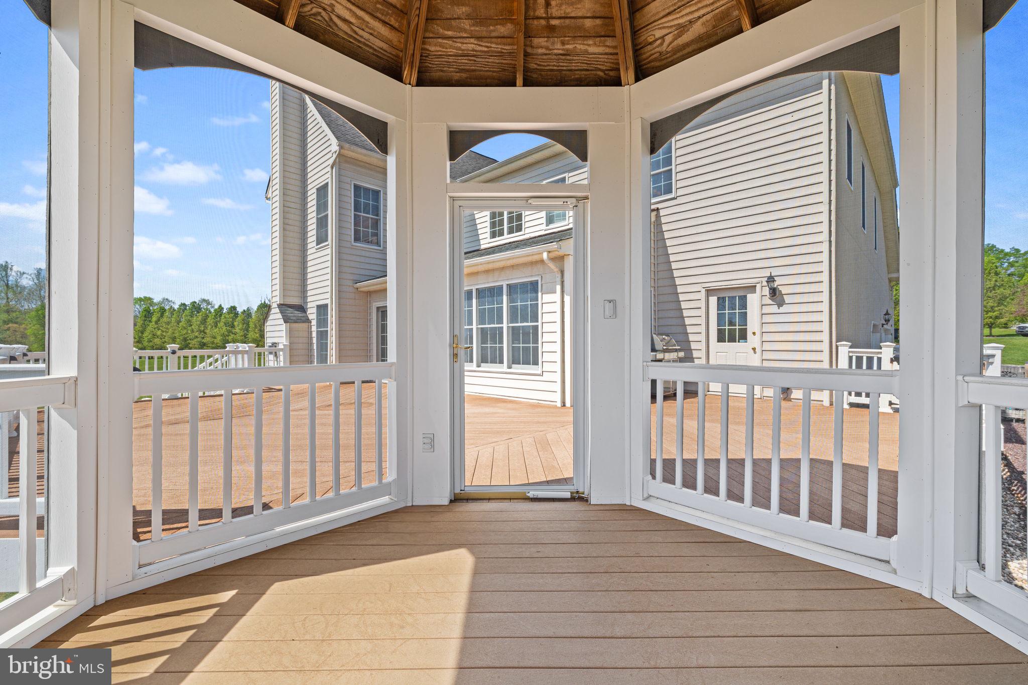 FAWN MEADOW - Residential