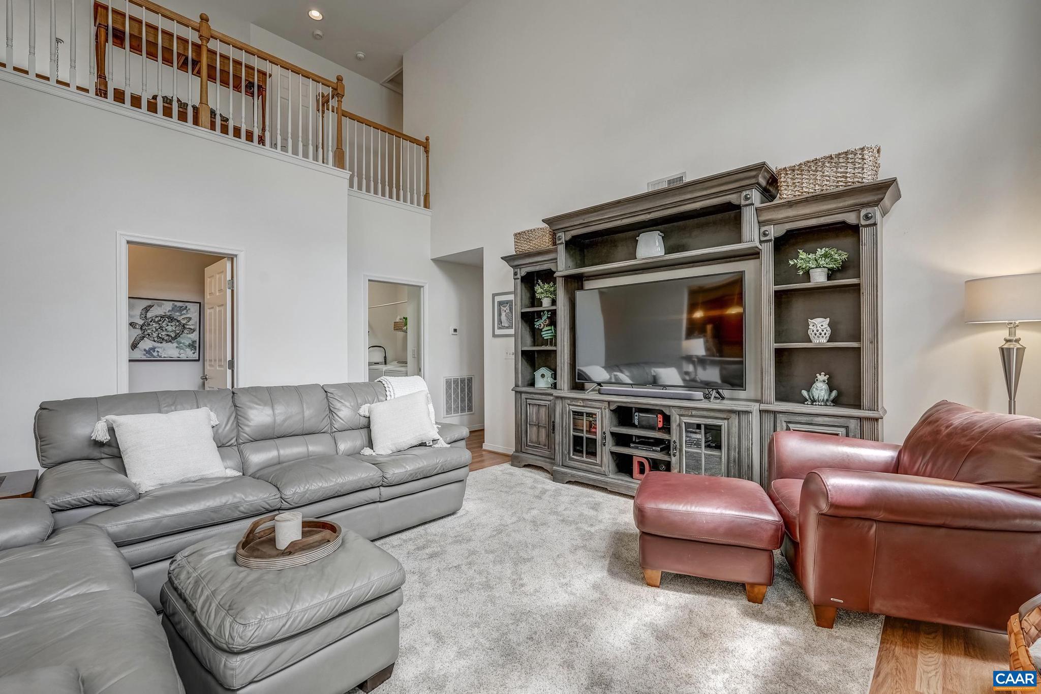 MOSBY MOUNTAIN - Residential