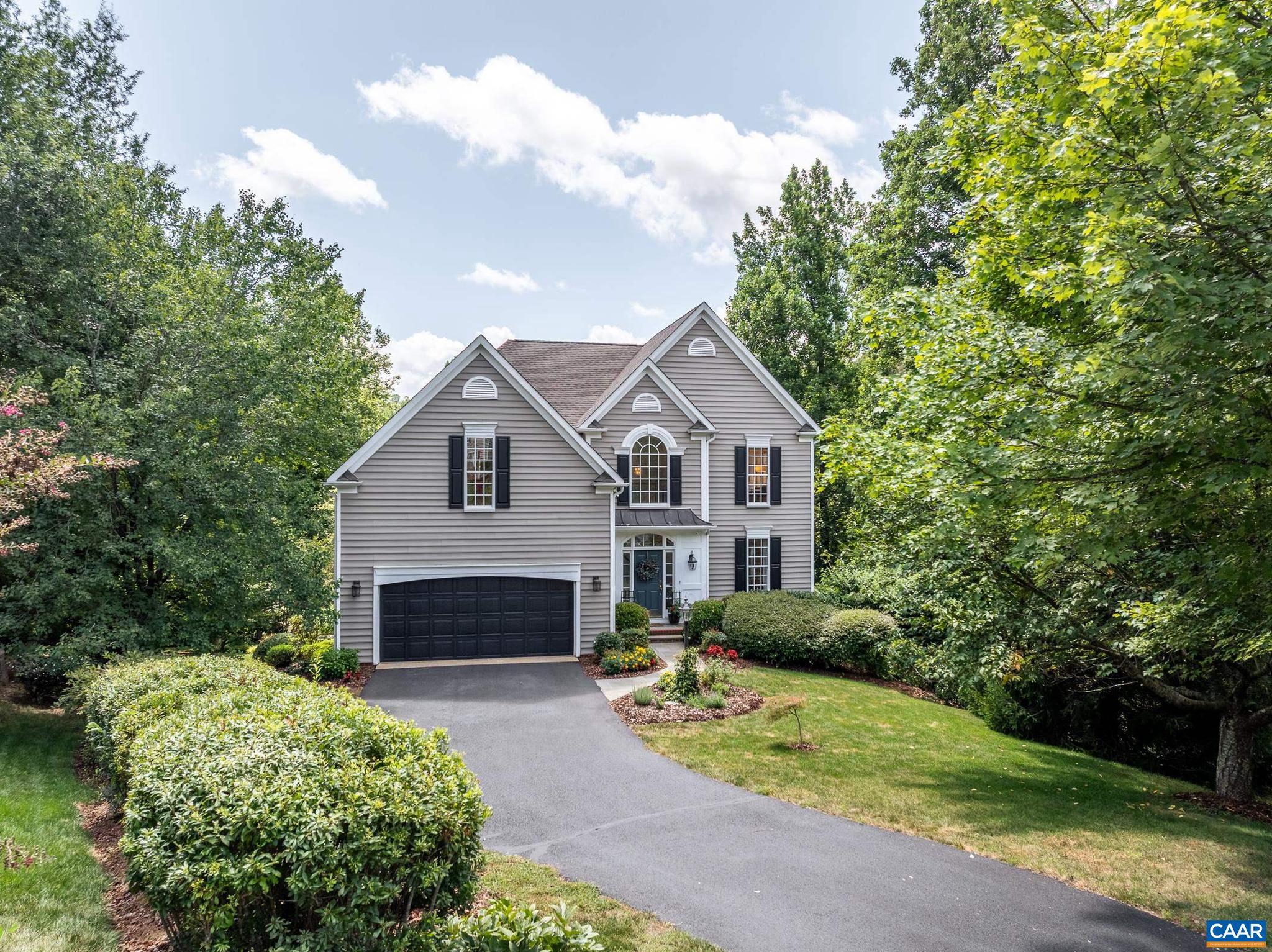 MOSBY MOUNTAIN - Residential