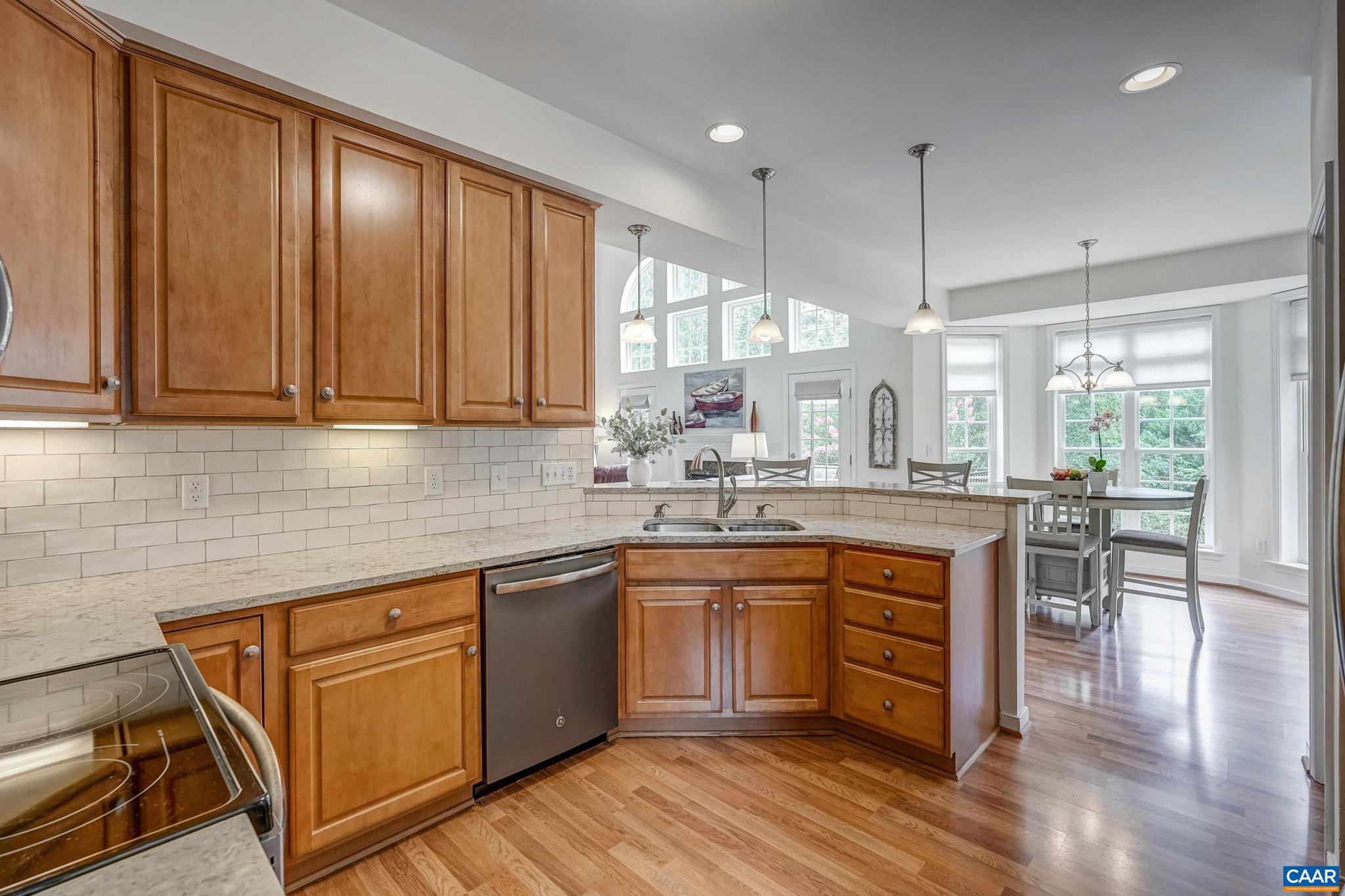 MOSBY MOUNTAIN - Residential