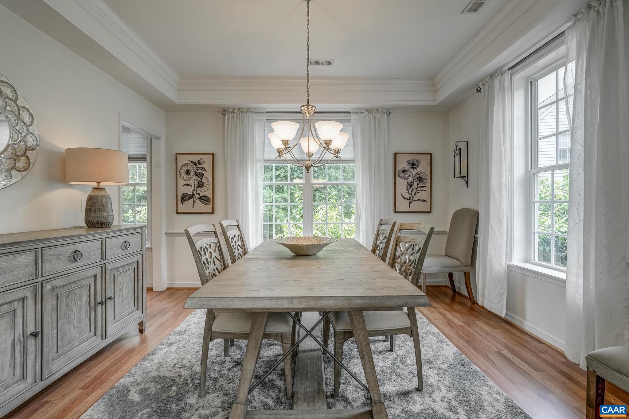 MOSBY MOUNTAIN - Residential