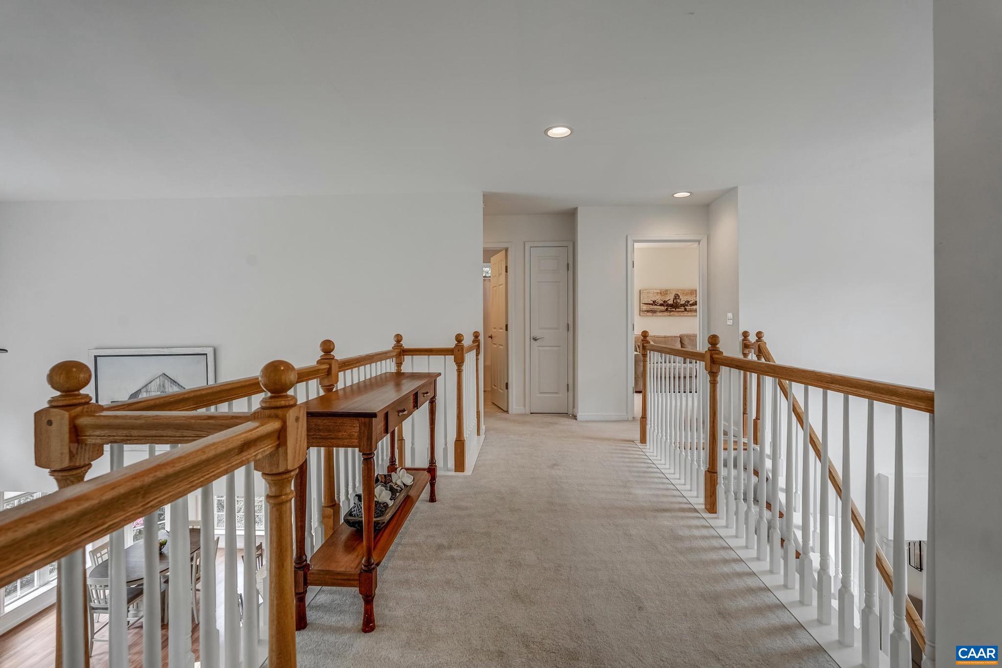 MOSBY MOUNTAIN - Residential