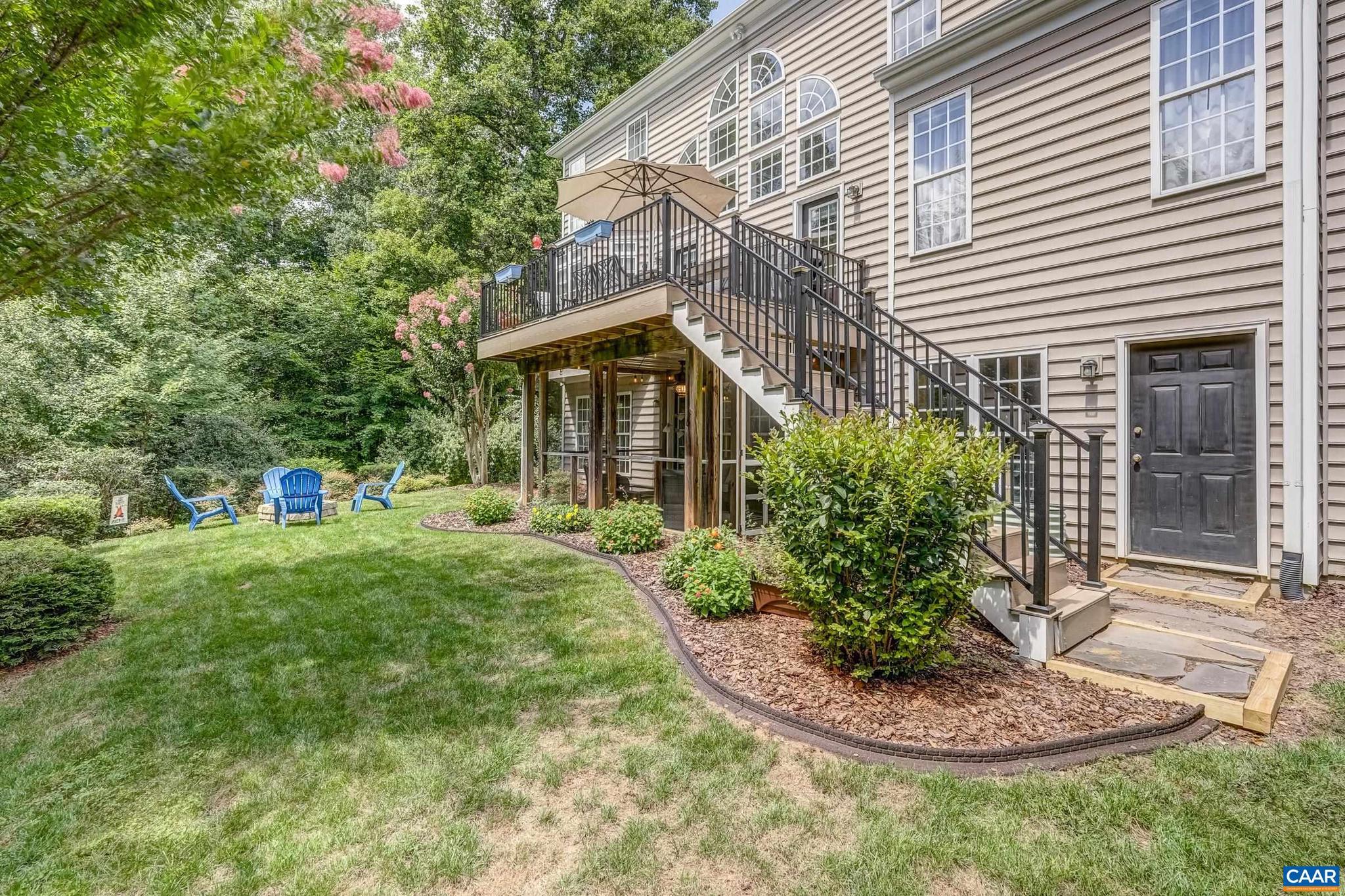 MOSBY MOUNTAIN - Residential