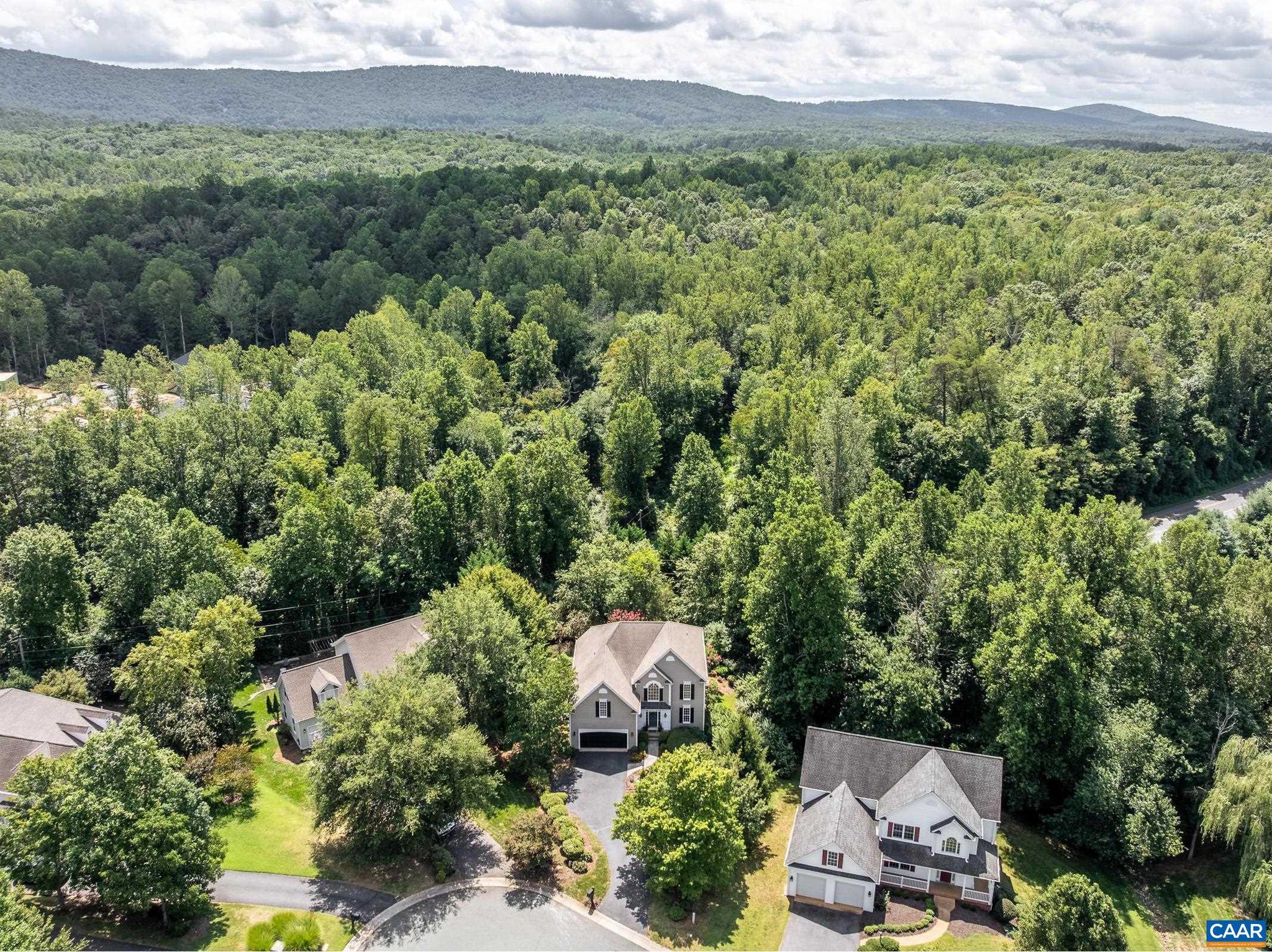 MOSBY MOUNTAIN - Residential