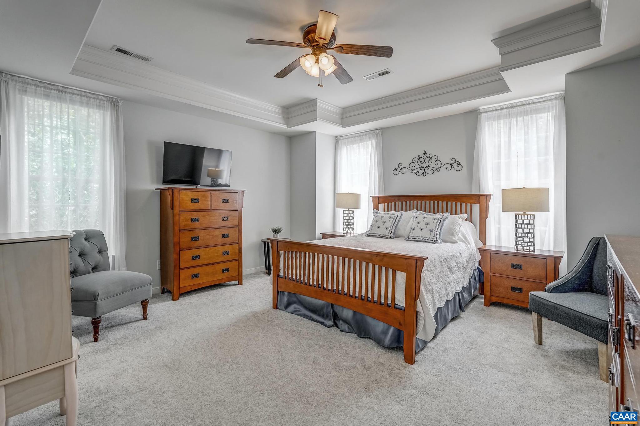 MOSBY MOUNTAIN - Residential