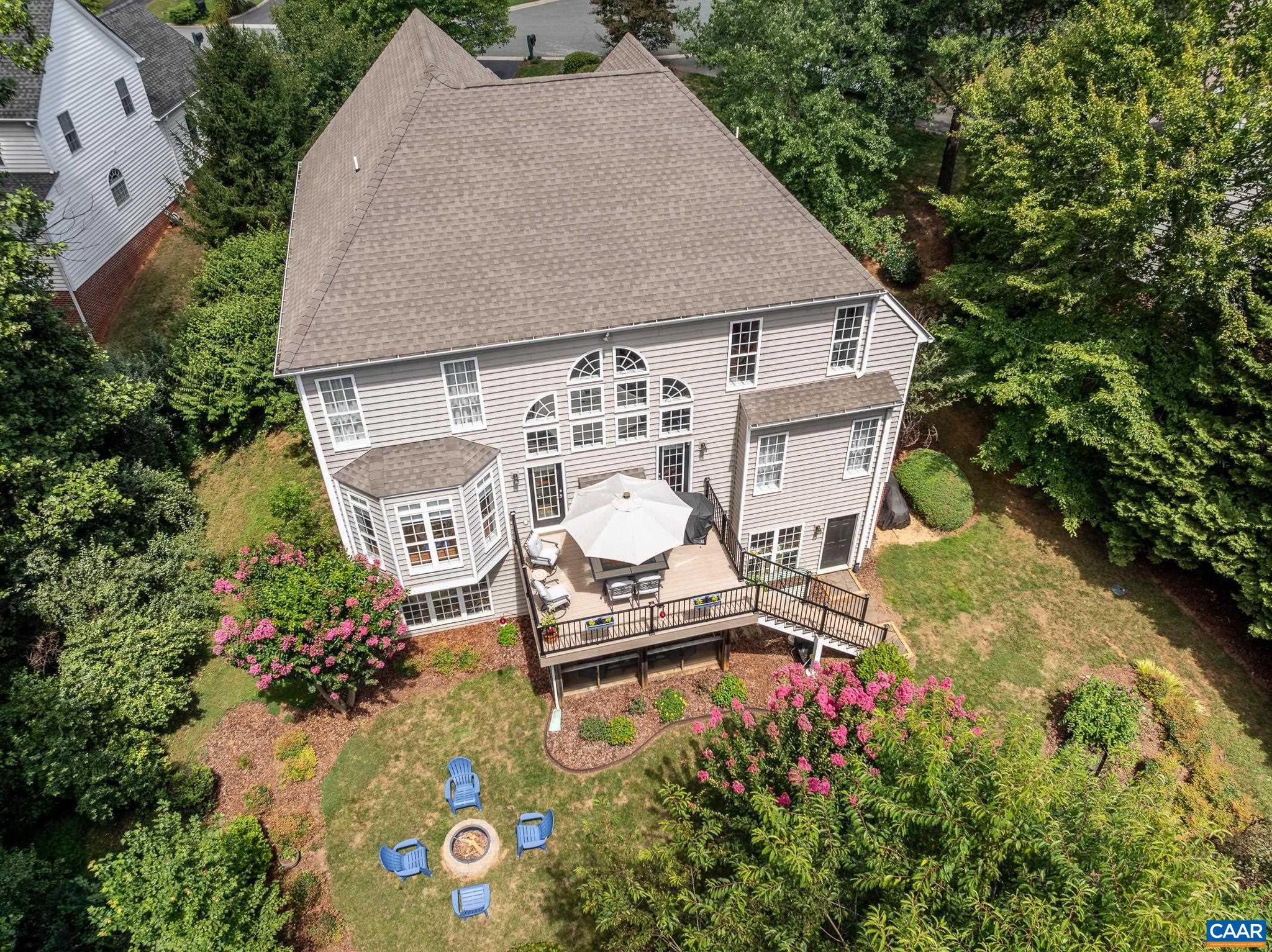 MOSBY MOUNTAIN - Residential