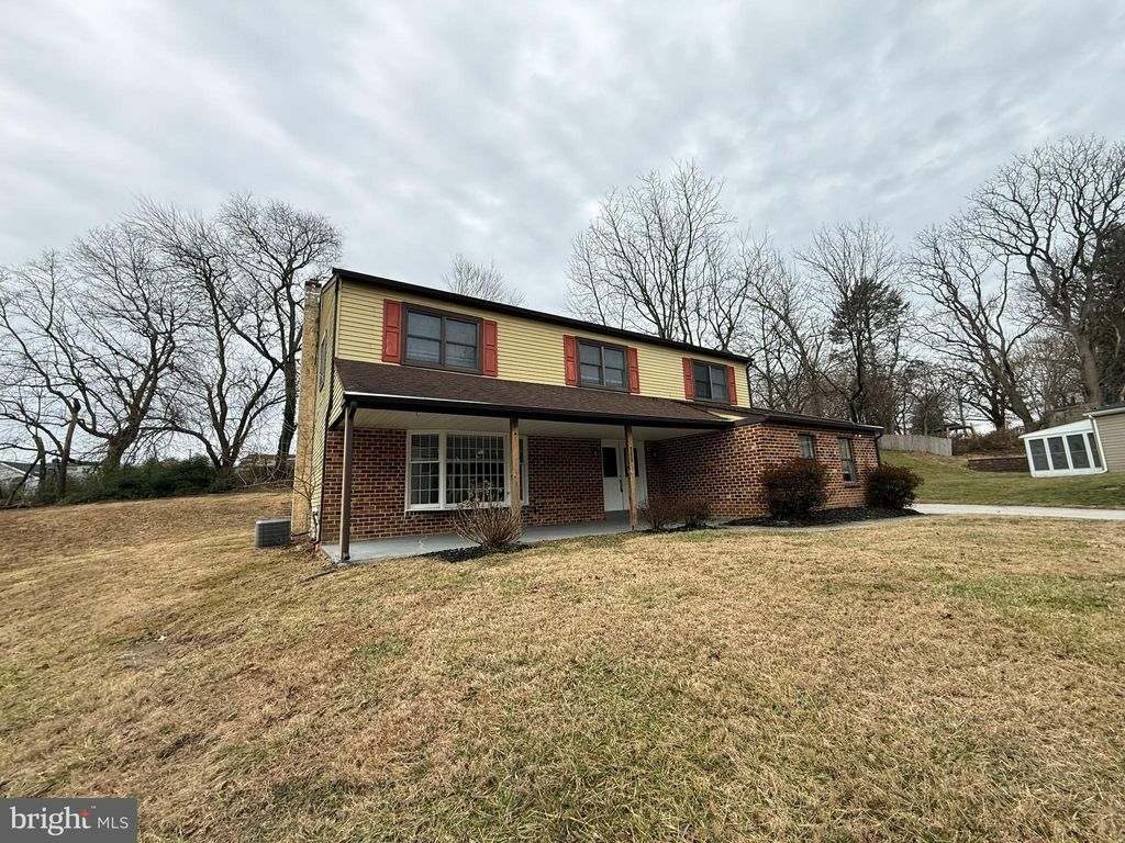 Photo of 745 Windsor Place, WALLINGFORD, PA 19086 (MLS # PADE2107264)