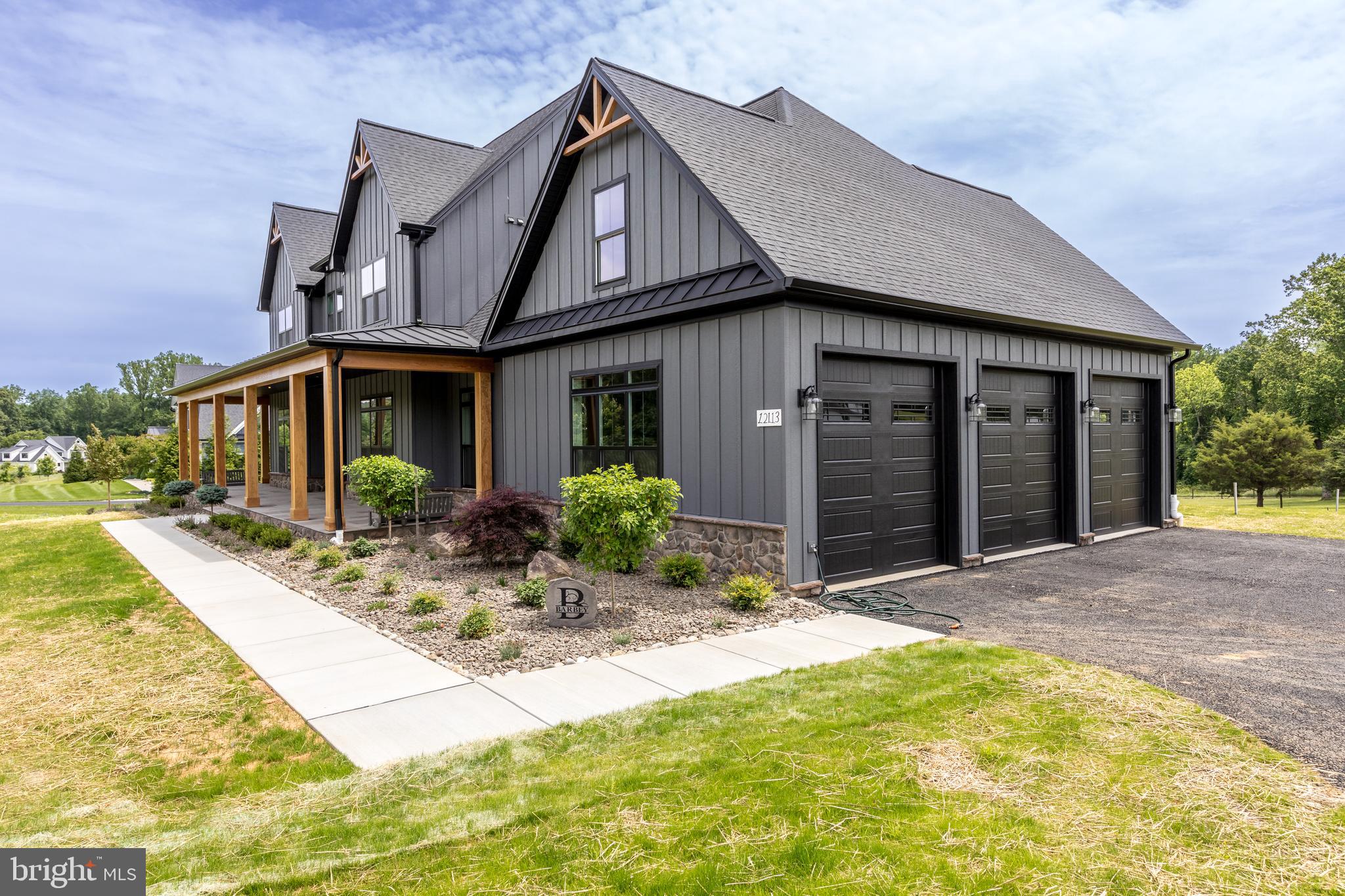 HAHN'S MEADOW - Residential