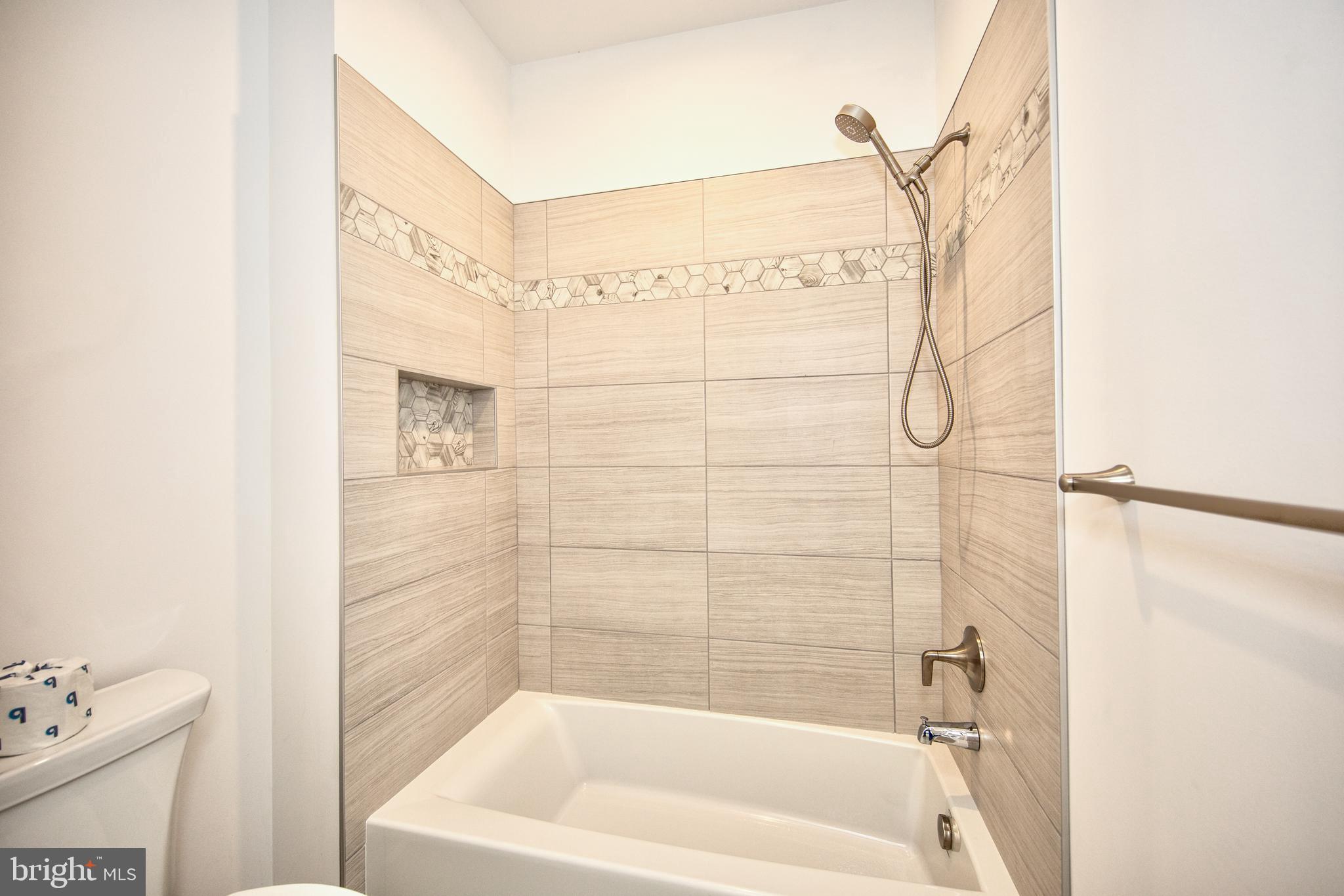 HAHN'S MEADOW - Residential